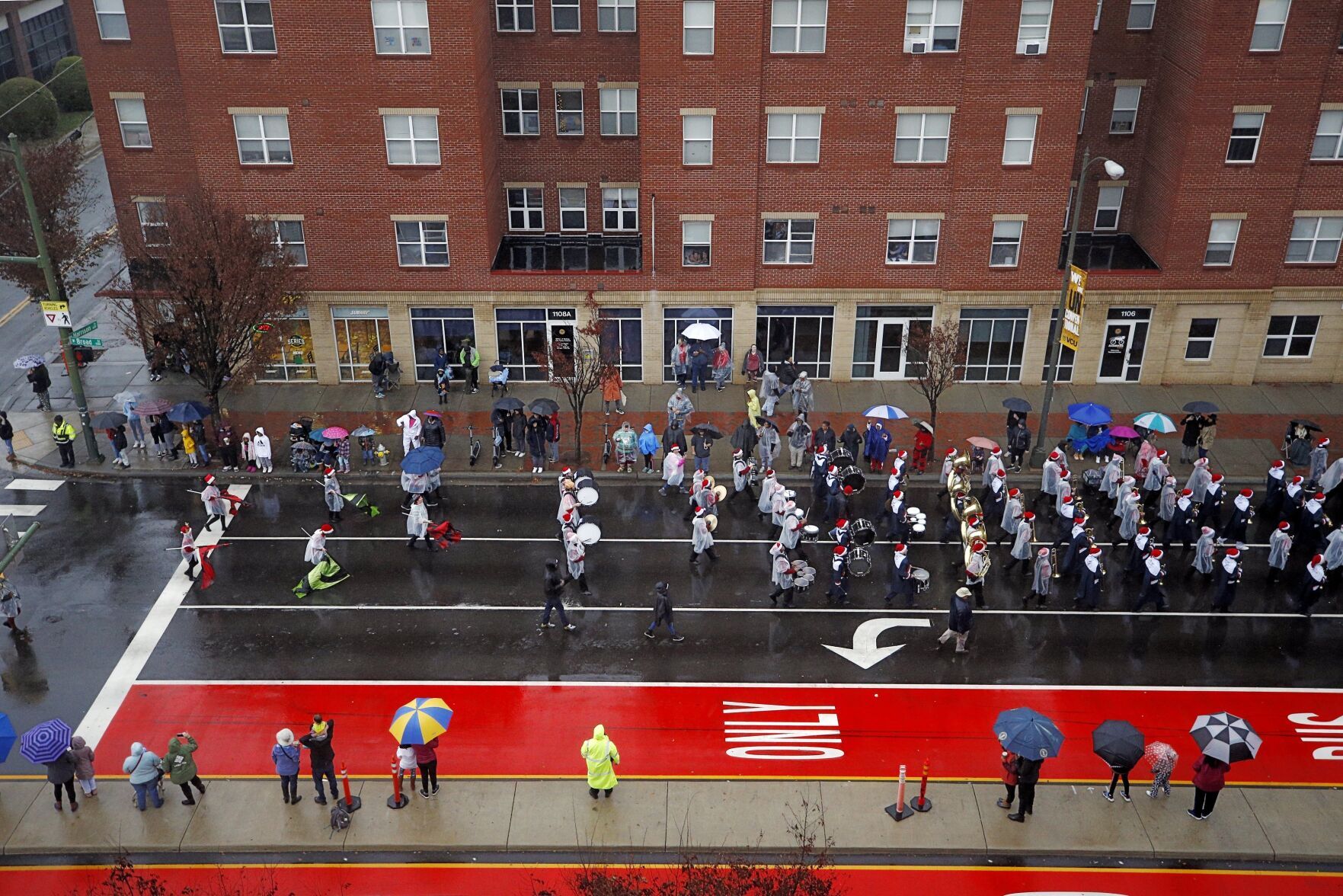 20221204_MET_PARADE_ER_11